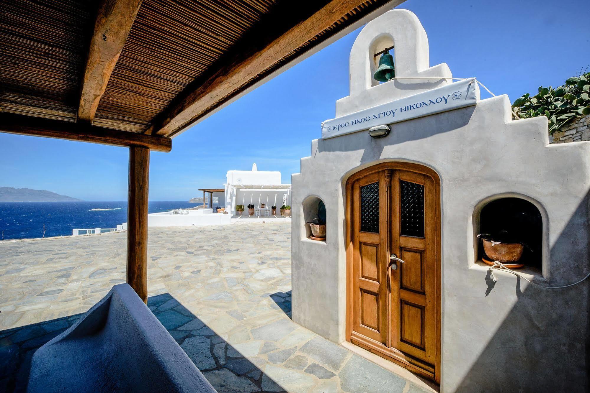 Mykonos Art * Kanakia