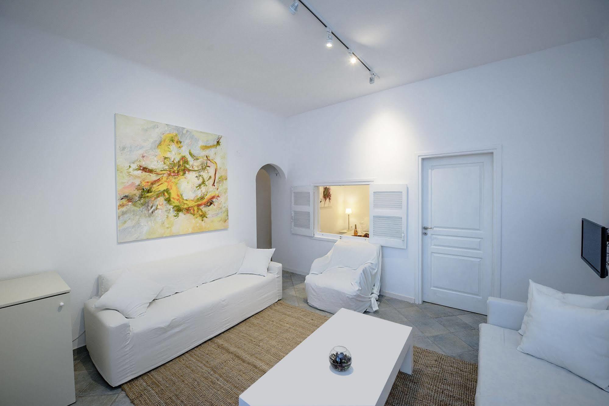 Mykonos Art * Kanakia