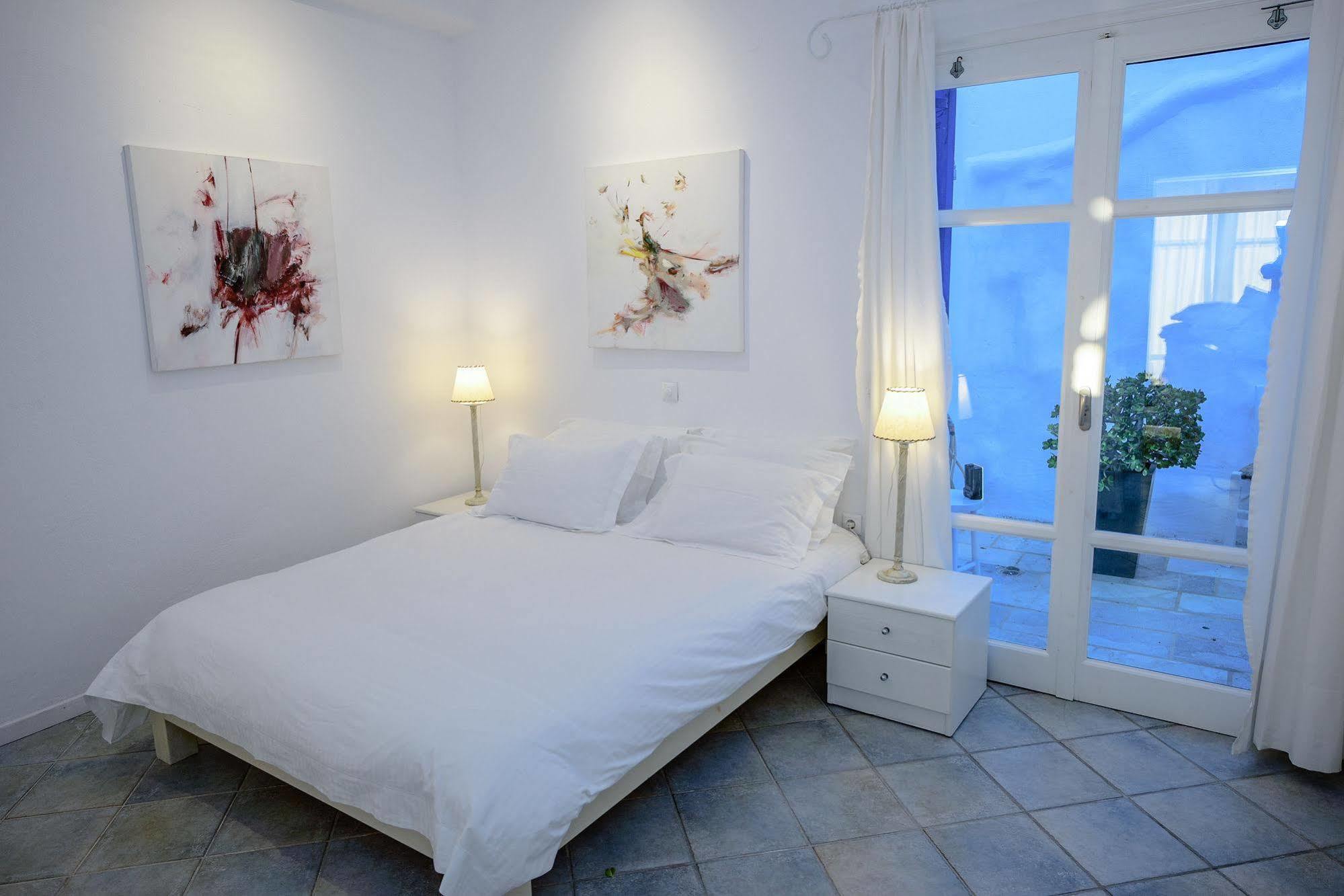 Mykonos Art Villa