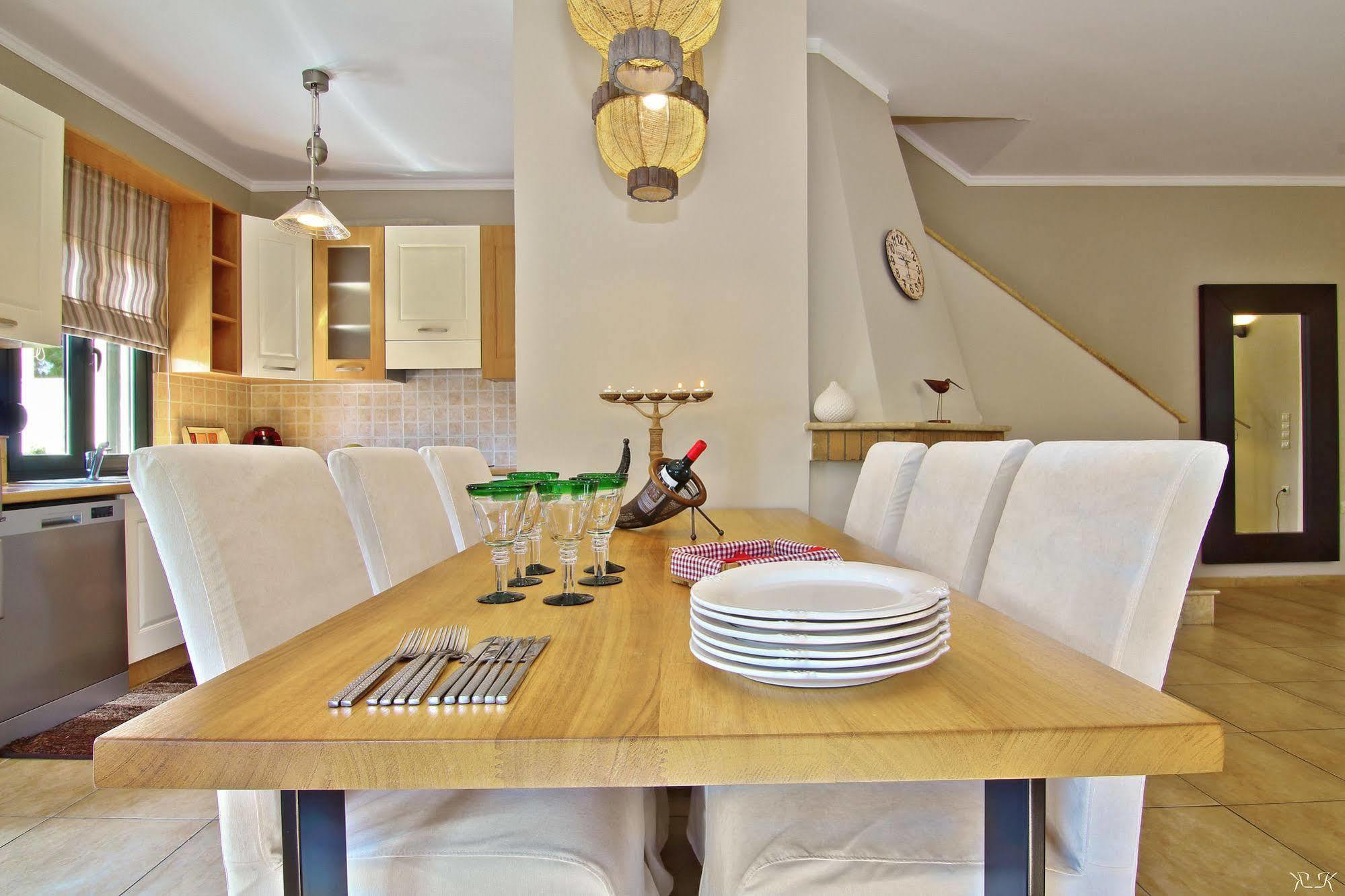 Glyfada Seaside Holiday home