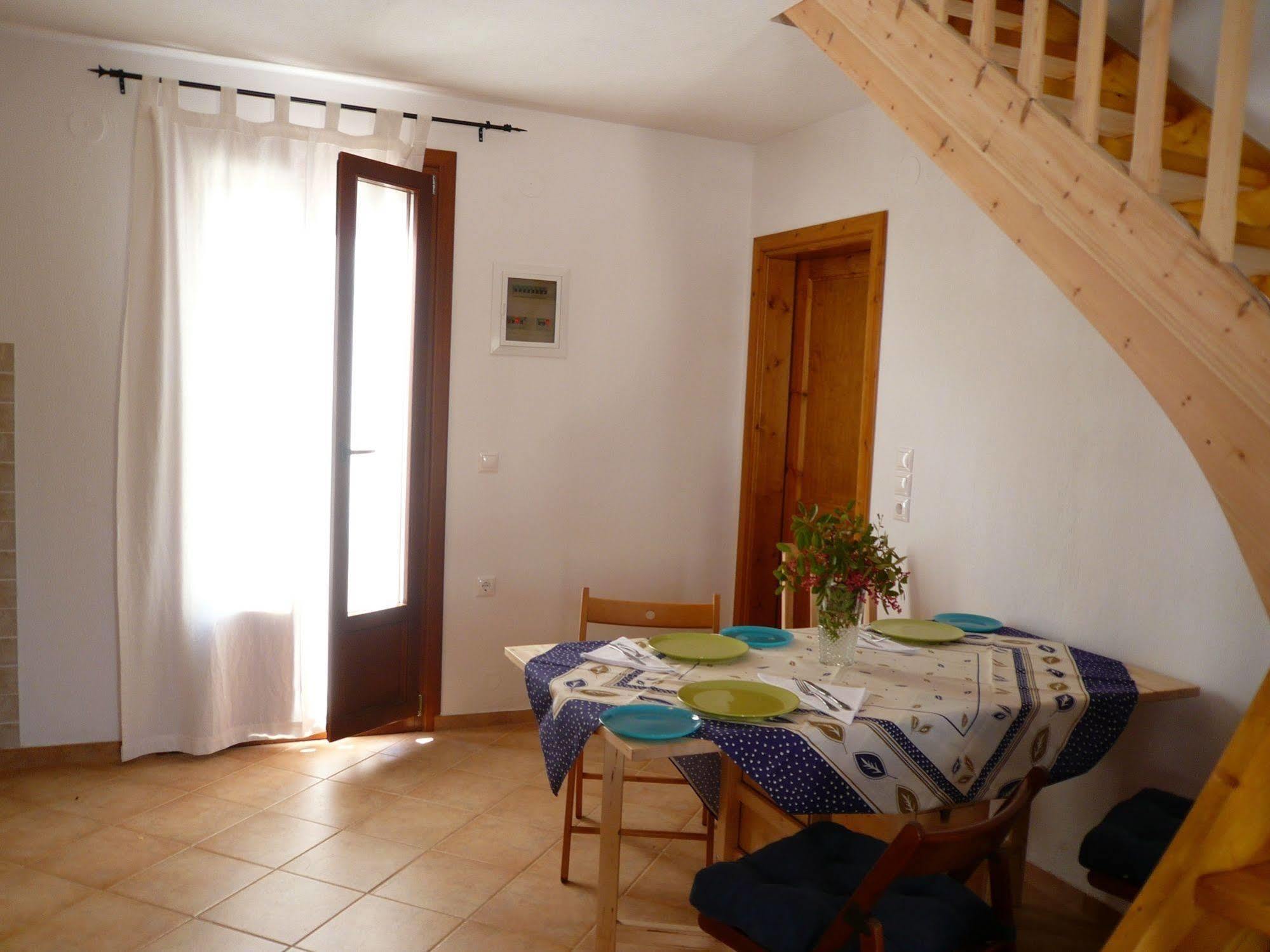 Skopelos Country Villa *
