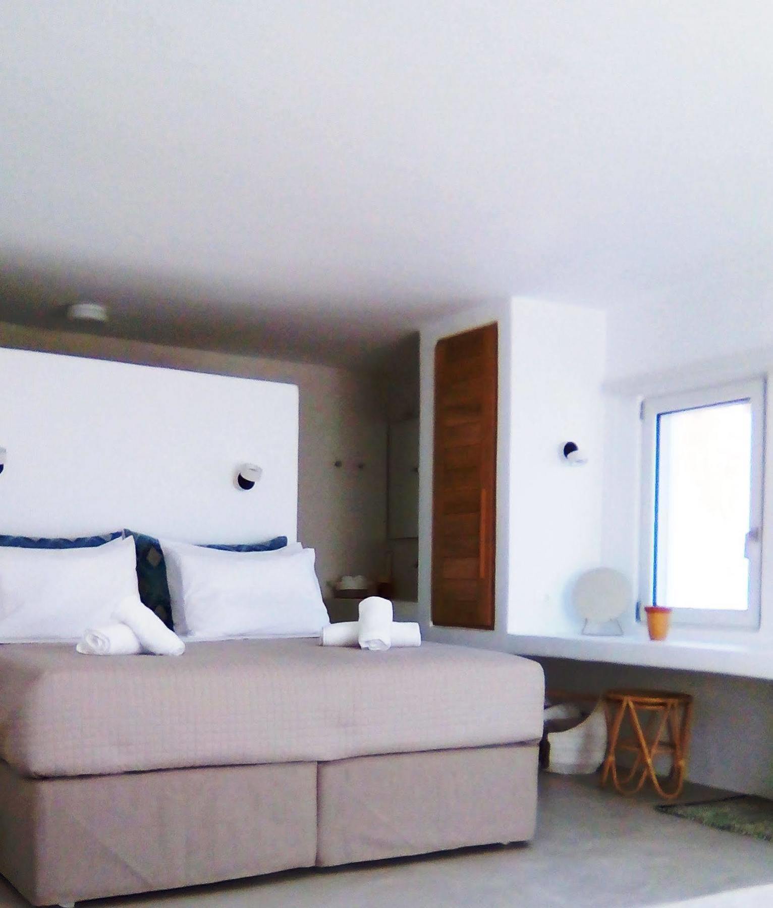 Mykonos Gemm 3*