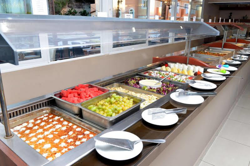 Planos Beach Aparthotel 3*