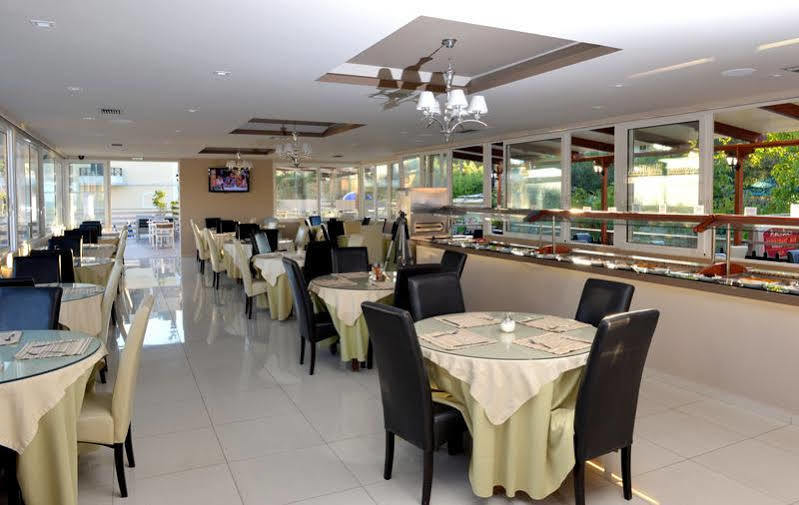 Hotel Planos Beach Aparthotel 3*