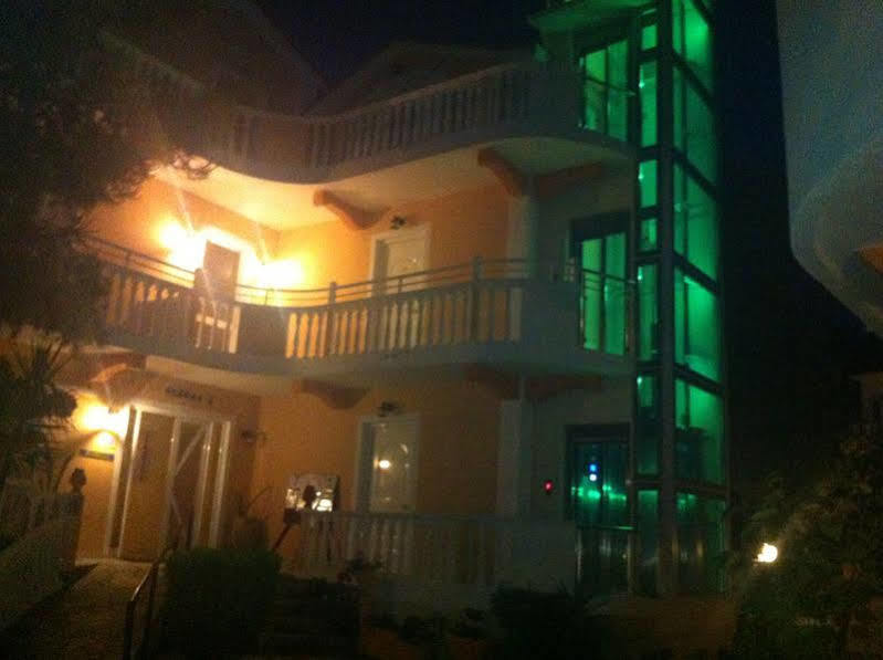 Planos Beach Aparthotel Hotel 3*