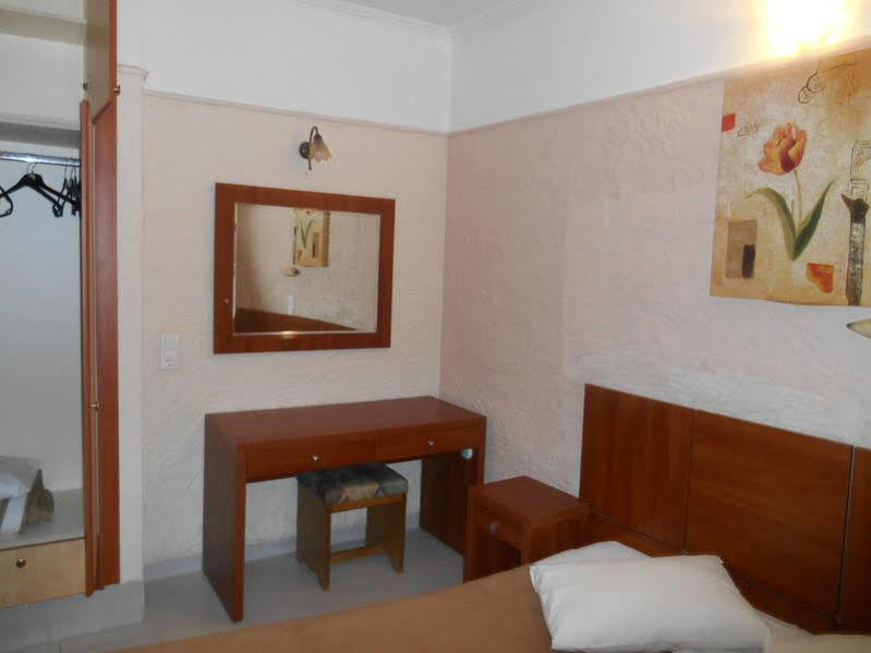 Planos Beach Aparthotel Hotel 3*