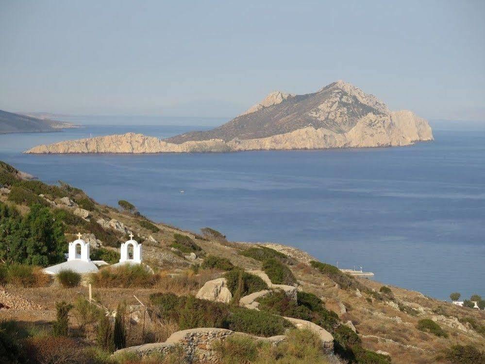 Kaminaki Amorgos & 3*