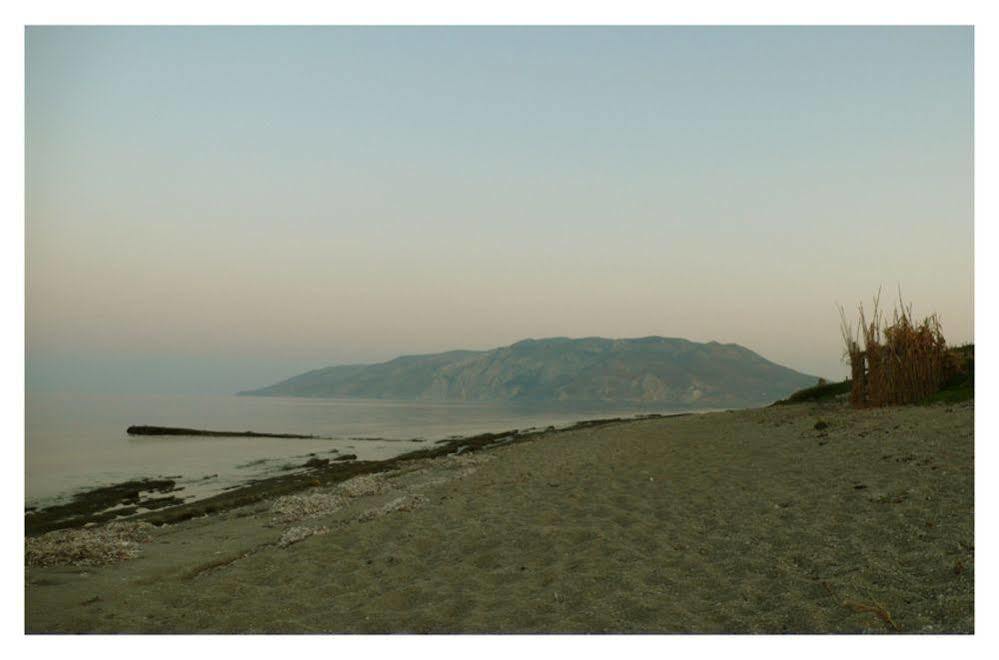 Skyros Skyros