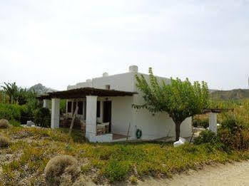 Skyros Apartment