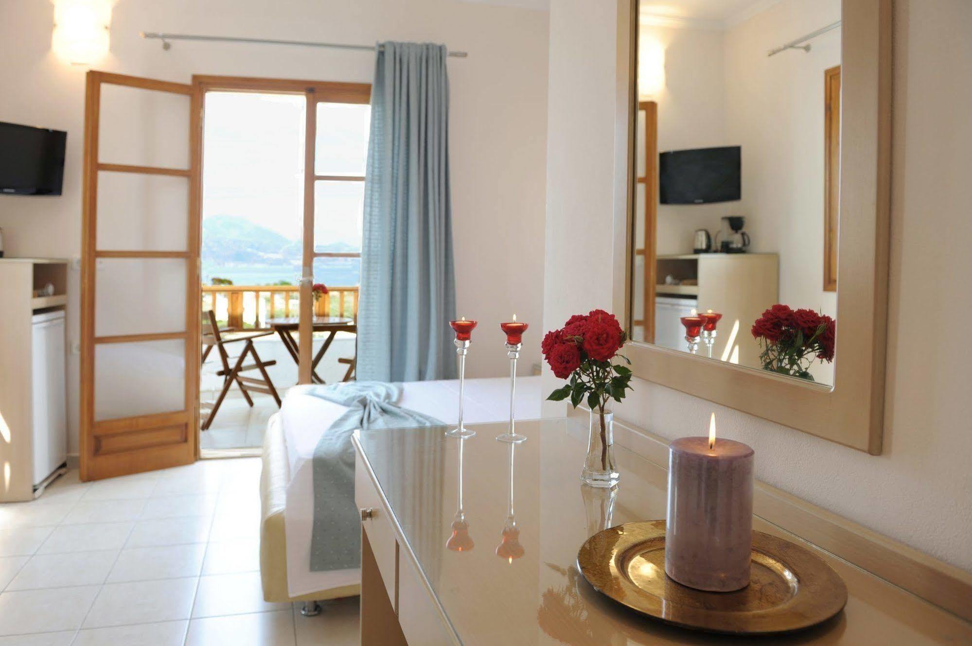 Konstantinos Aparthotel 2*