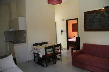 Aphrodite Aparthotel 3*