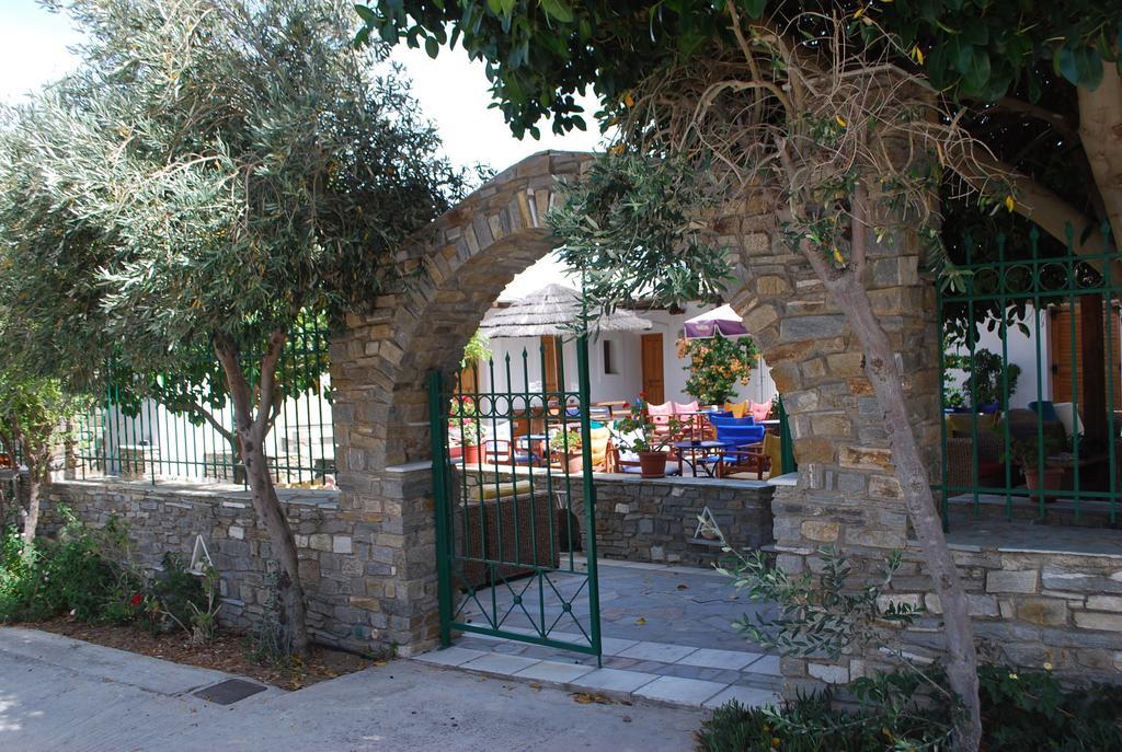 Aparthotel Siroco's And Parikia (Paros)