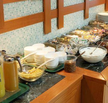 Hotel Elpida 3*
