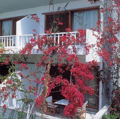 Hotel Chronis & Adamantas (Milos)