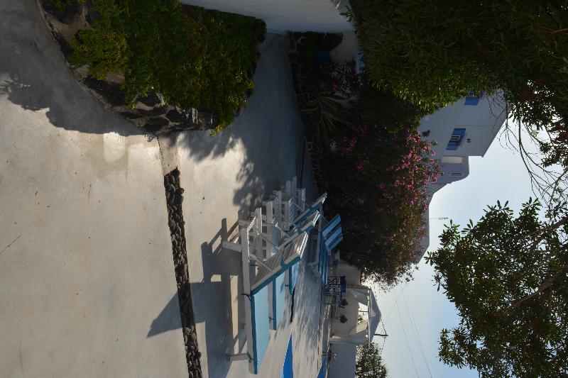 Melina 3* Fira (Santorini)