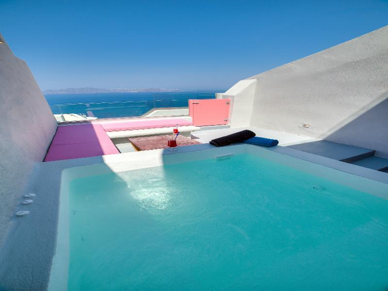 Caldera Cliff Hotel 4*
