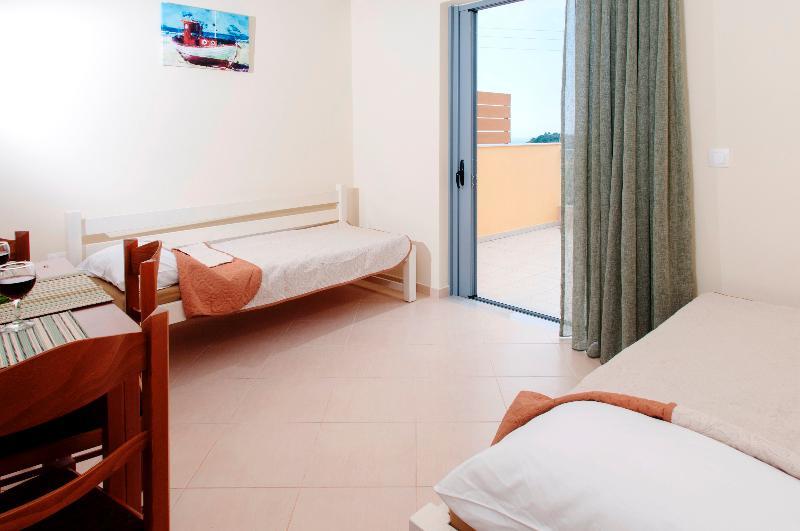 Hotel Sunday Maria Stoupa