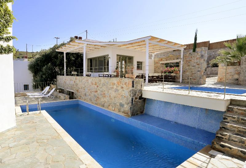 Hotel - Mourtzanakis Achlada