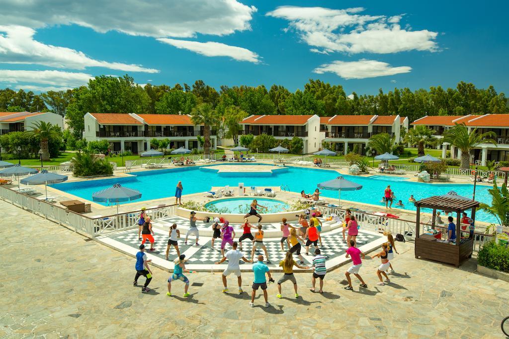Hotel Golden Coast &