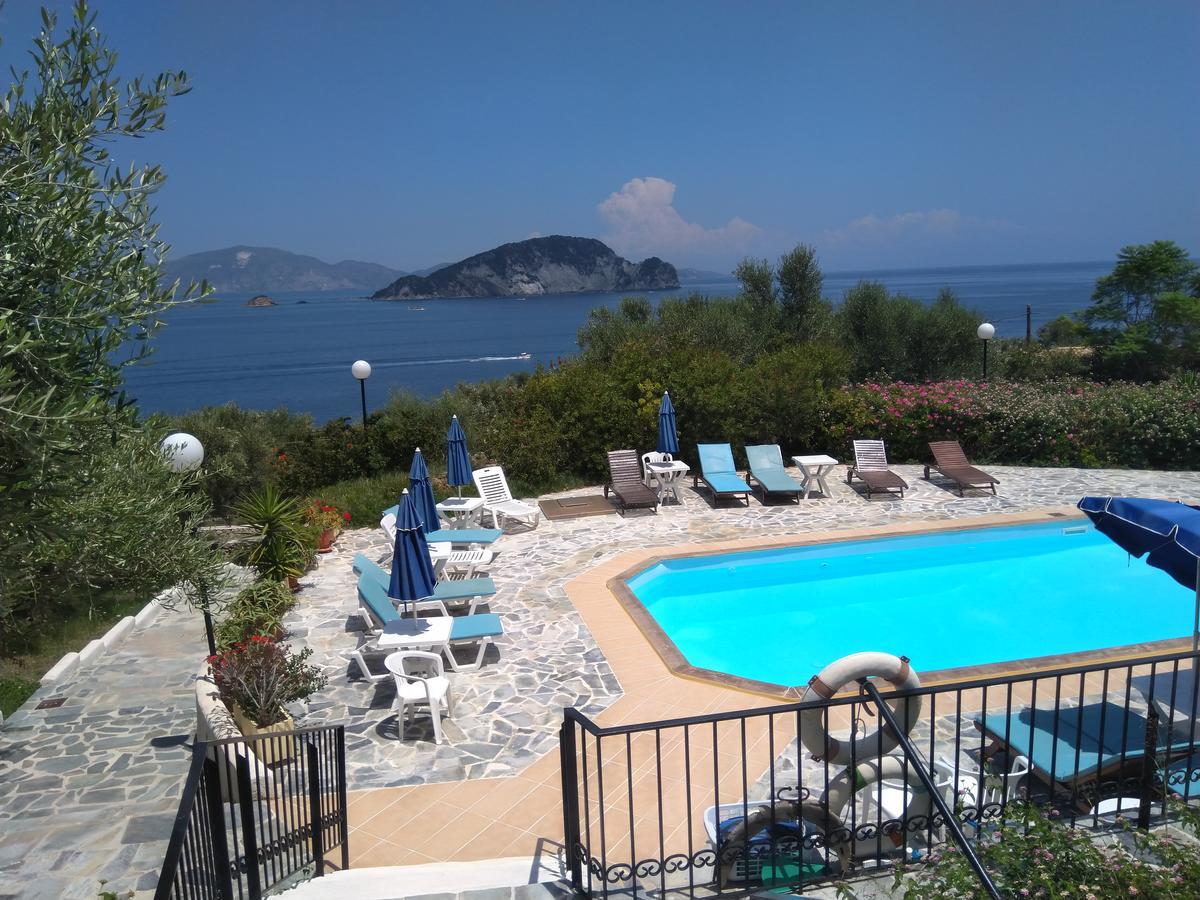 Hotel Flisvos 3*
