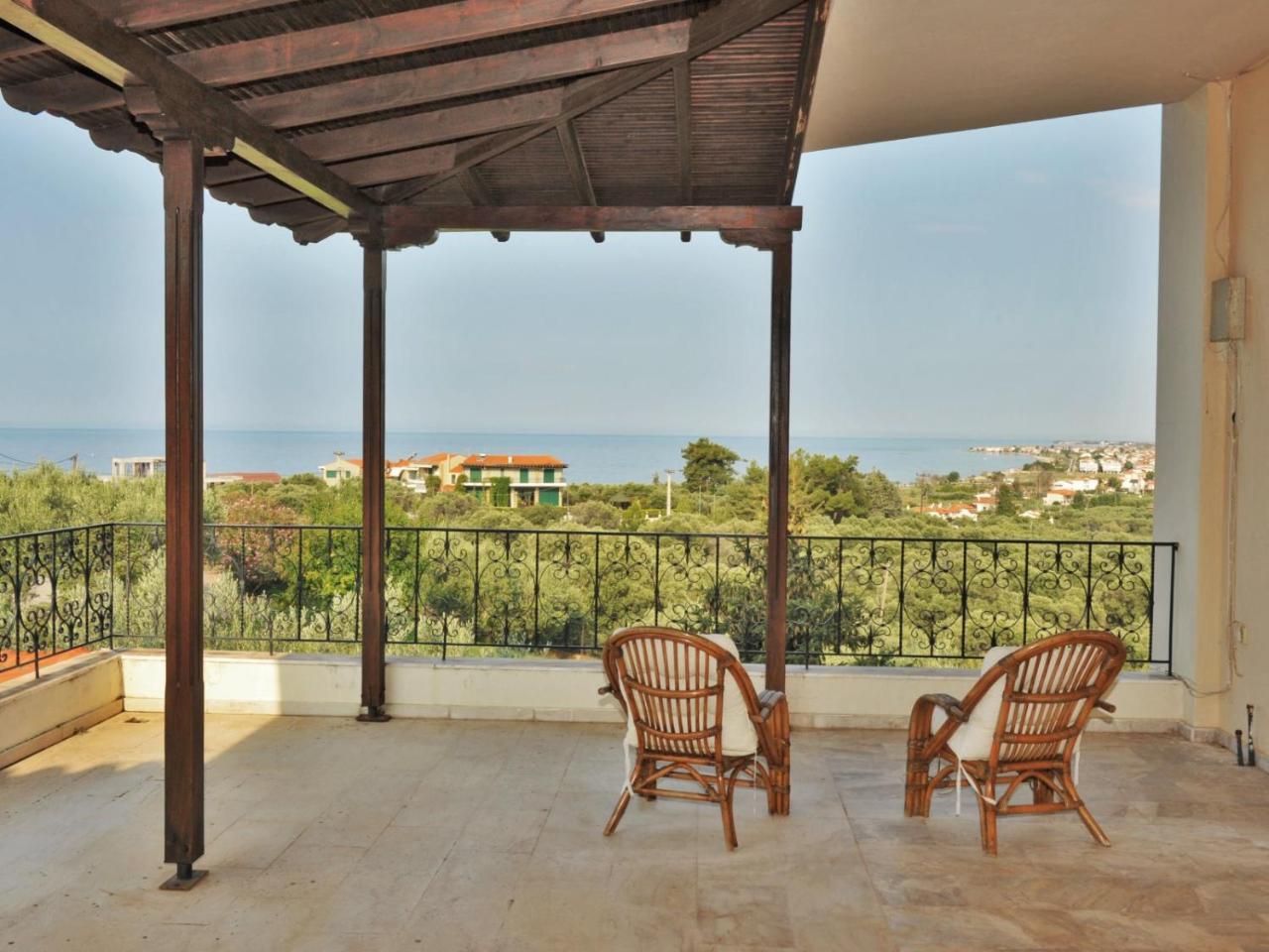 Halkidiki Family - Garden By Travelpro Services Nea Moudania Halkidiki *