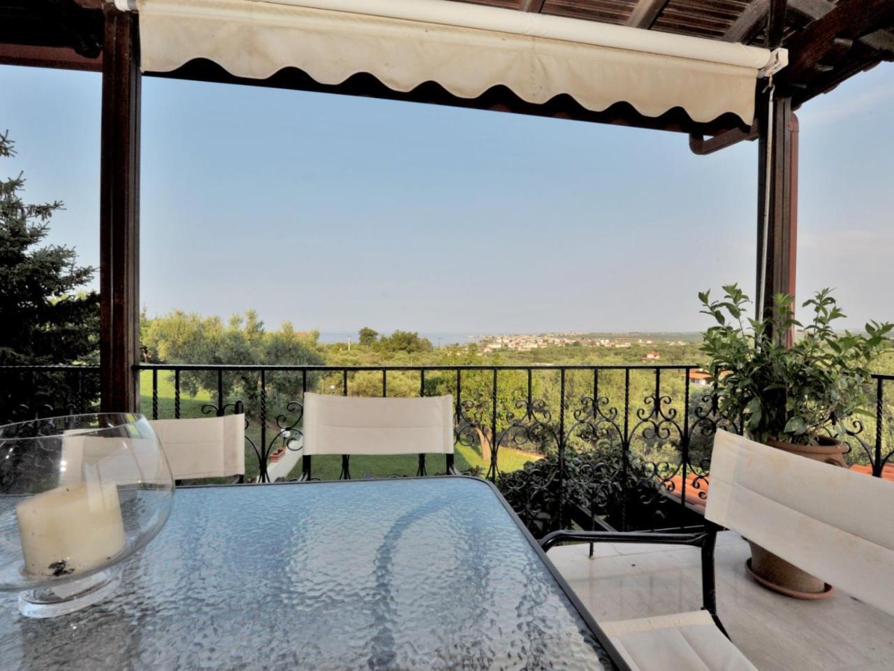 Halkidiki Family - Garden By Travelpro Services Nea Moudania Halkidiki NEA PROPONTIDA