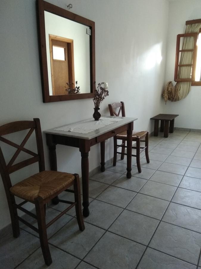 Guest house Karydies Kamares (Sifnos)