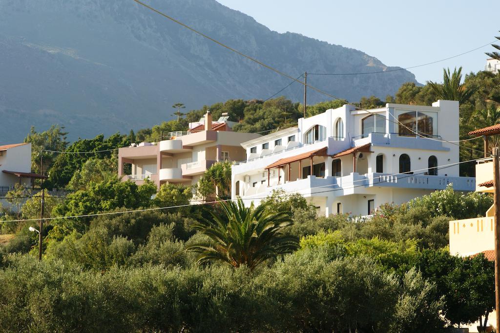 Lofos Hotel 2*