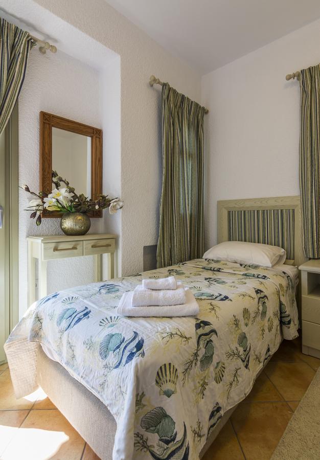 Villa Elaia Villas