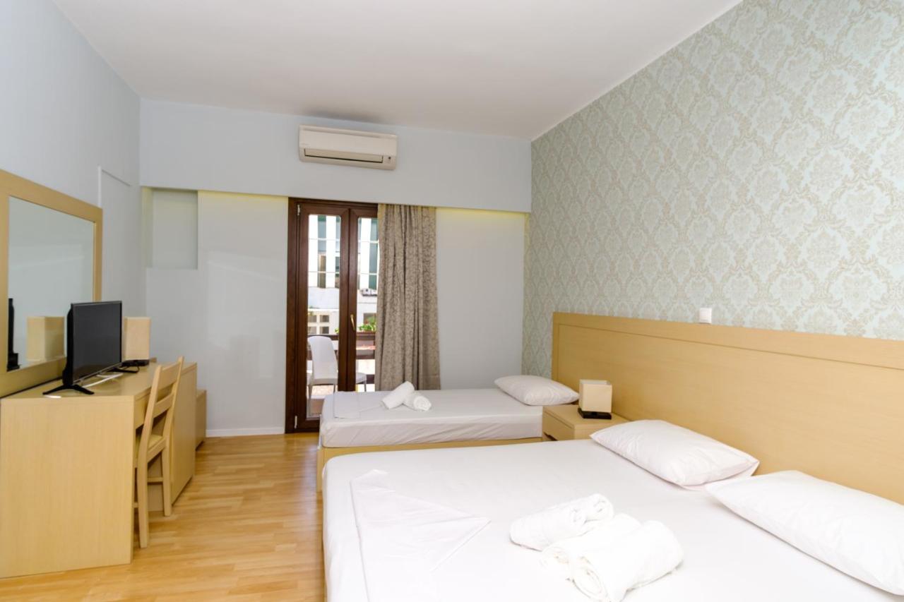 Hotel Aphrodite Syros Kini