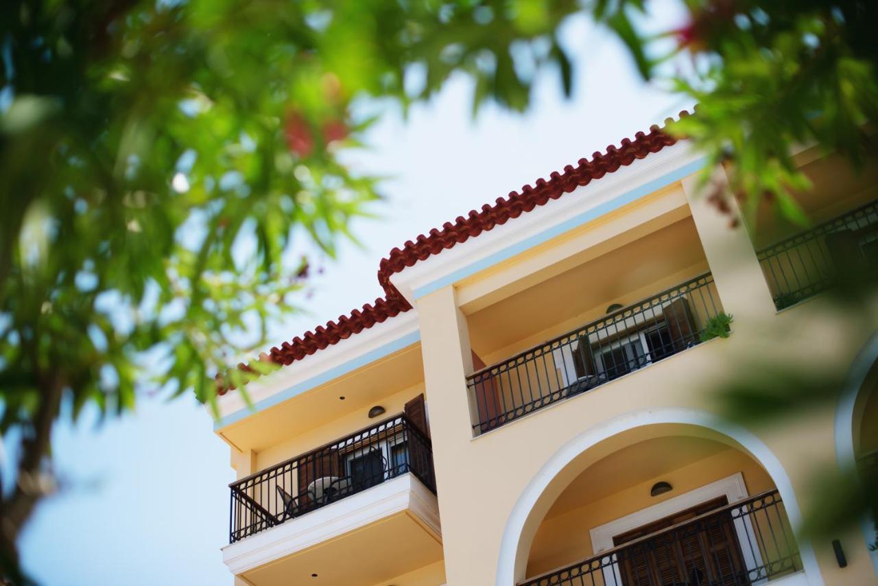 Karalis Hotel