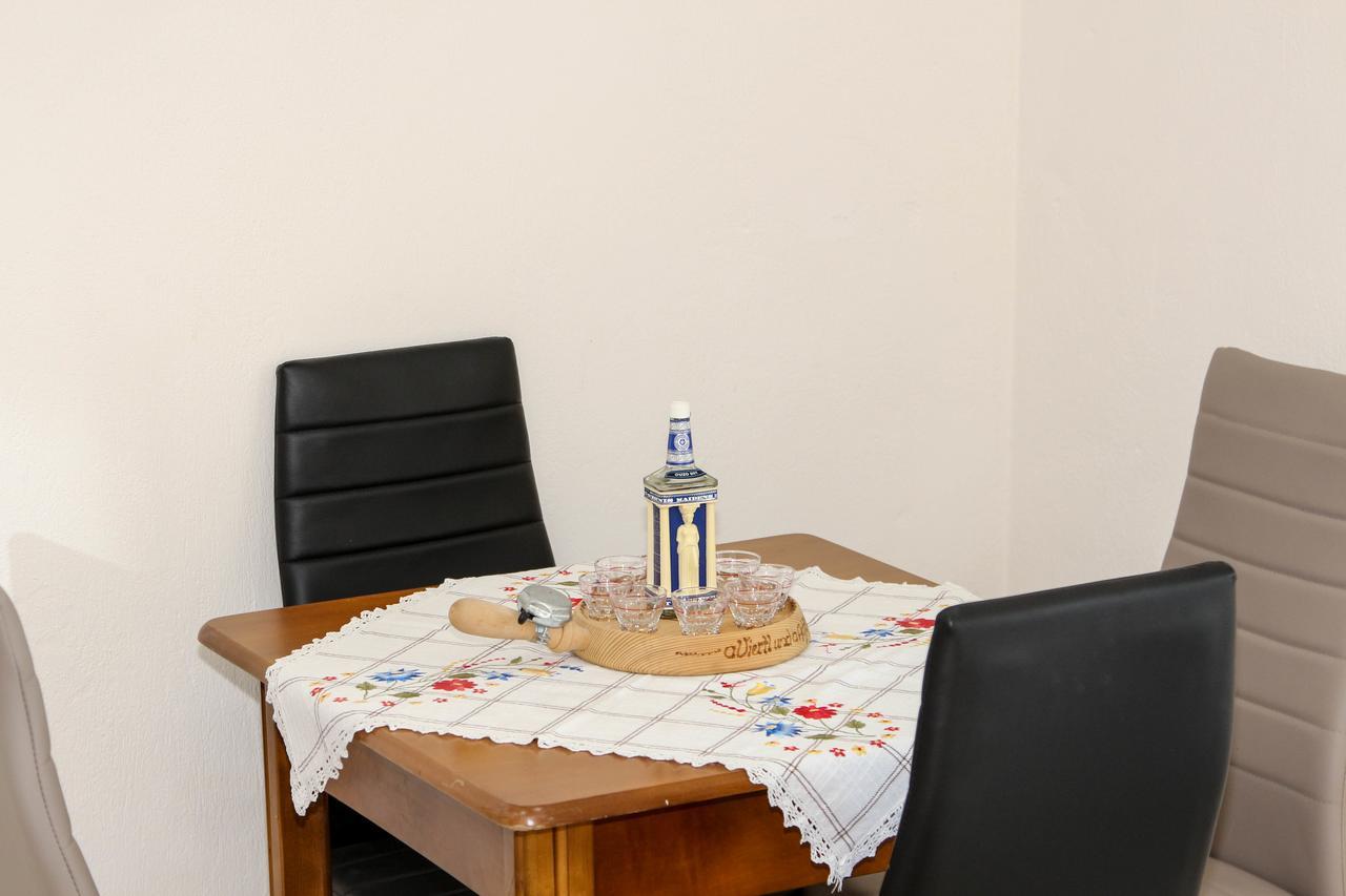 Apartment Avra *