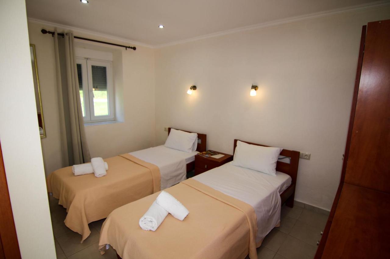 Apartment Avra *