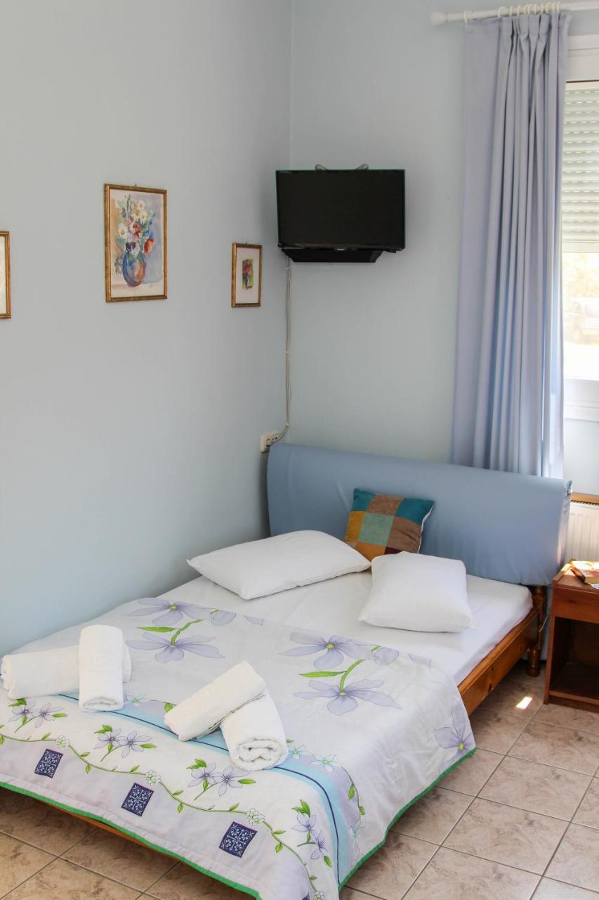 Avra Apartment *
