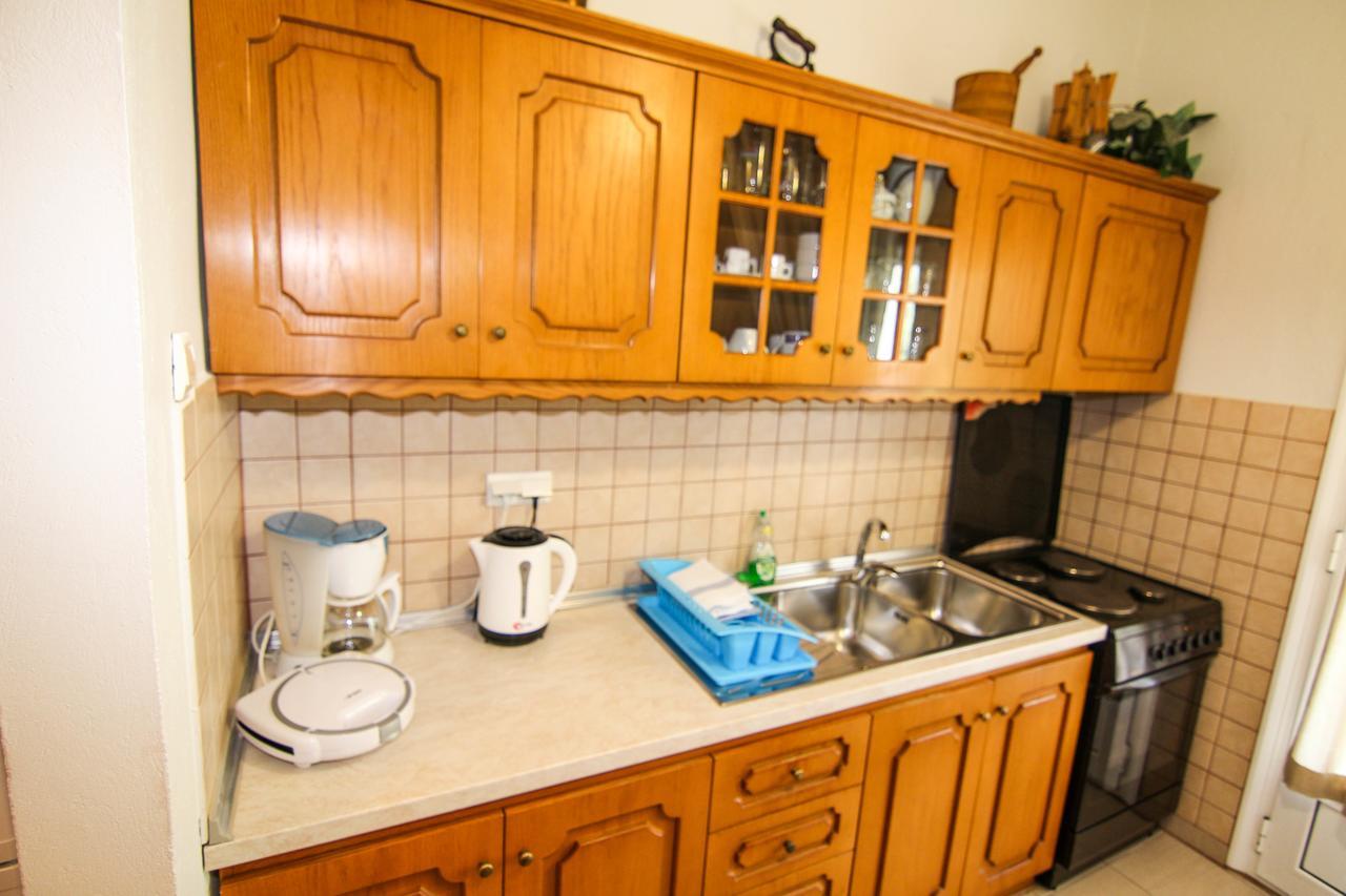 Apartment Avra *