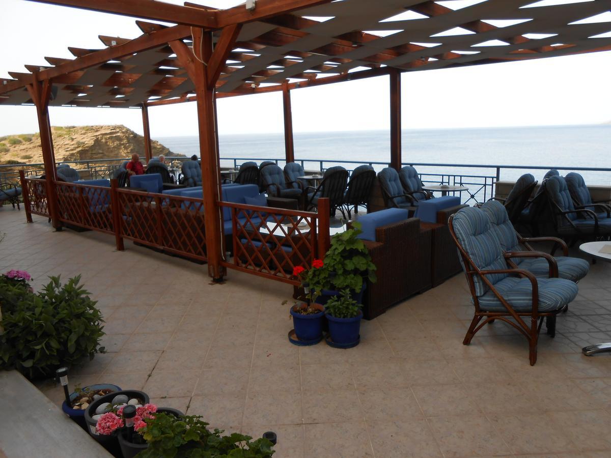 Apartment Sea View Cafe And Cocktail Bar