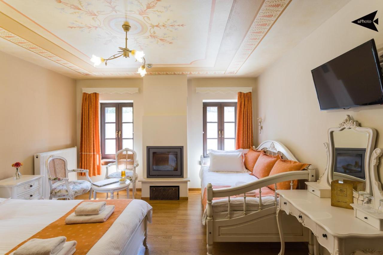 Guest house Paroraia 4*