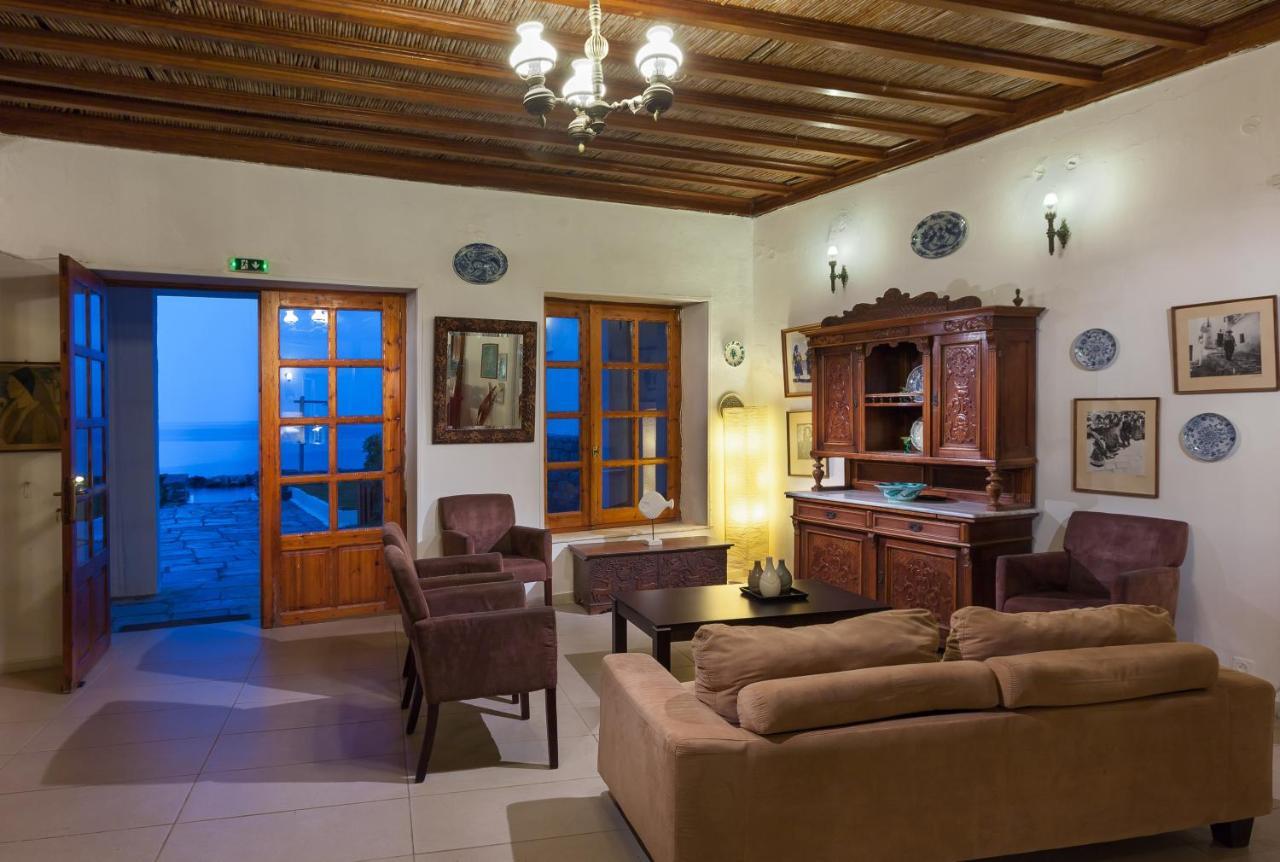 Hydroussa Hotel 3*