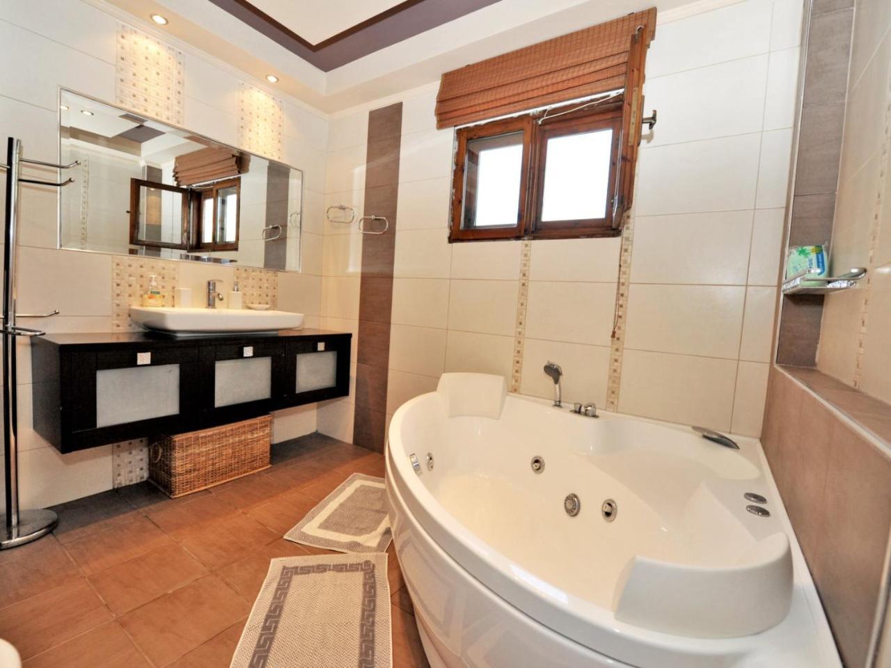 Villa Halkidiki Family - Garden By Travelpro Services Nea Moudania Halkidiki NEA PROPONTIDA