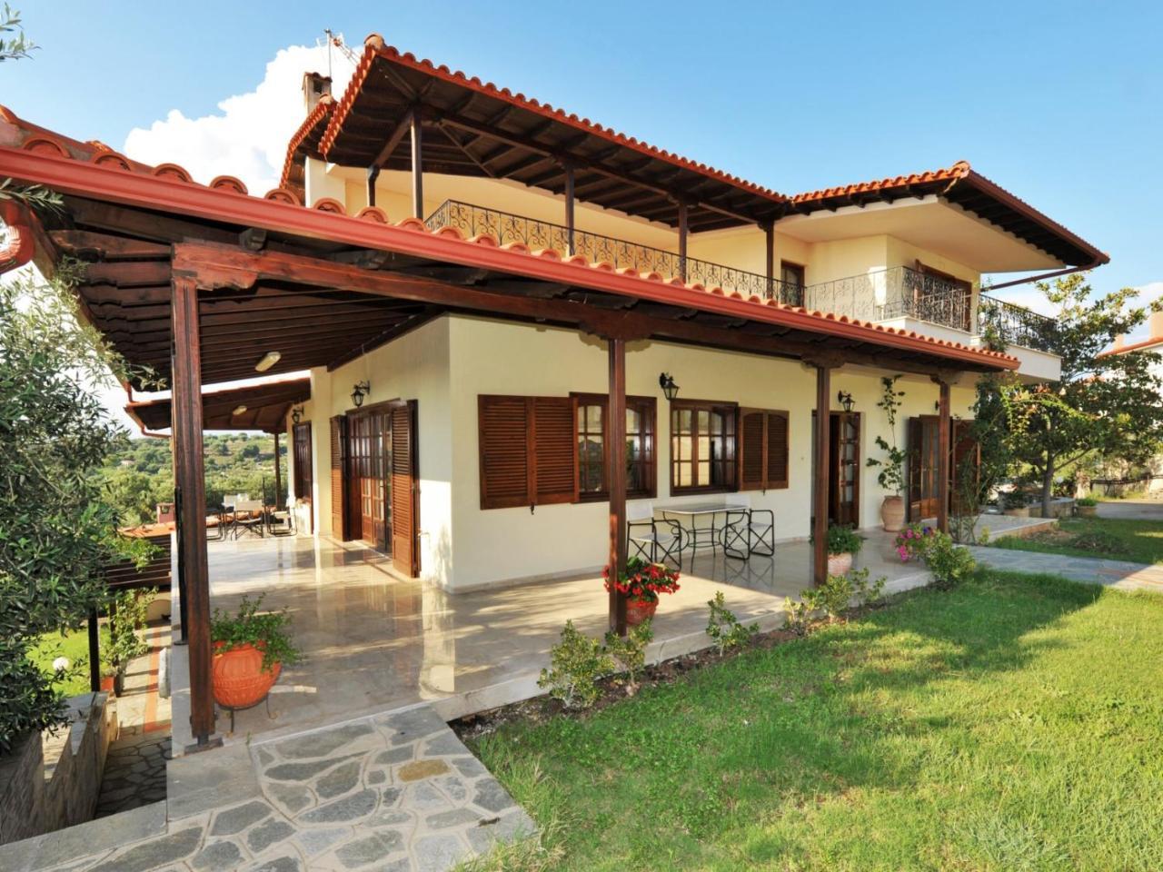 Villa Halkidiki Family - Garden By Travelpro Services Nea Moudania Halkidiki