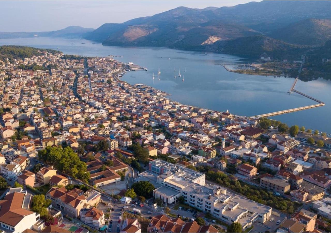 Ira * Lassi (Kefalonia)