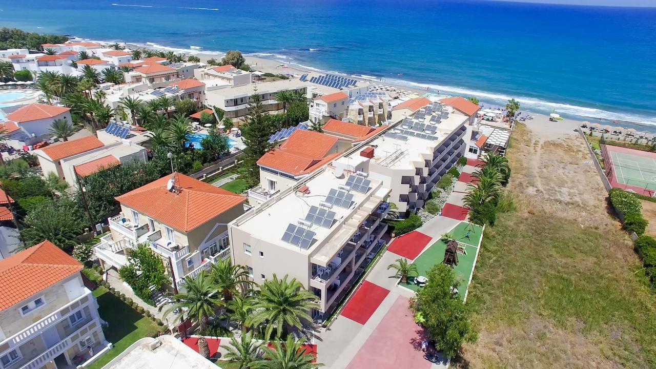 Seafront Aparthotel 3*