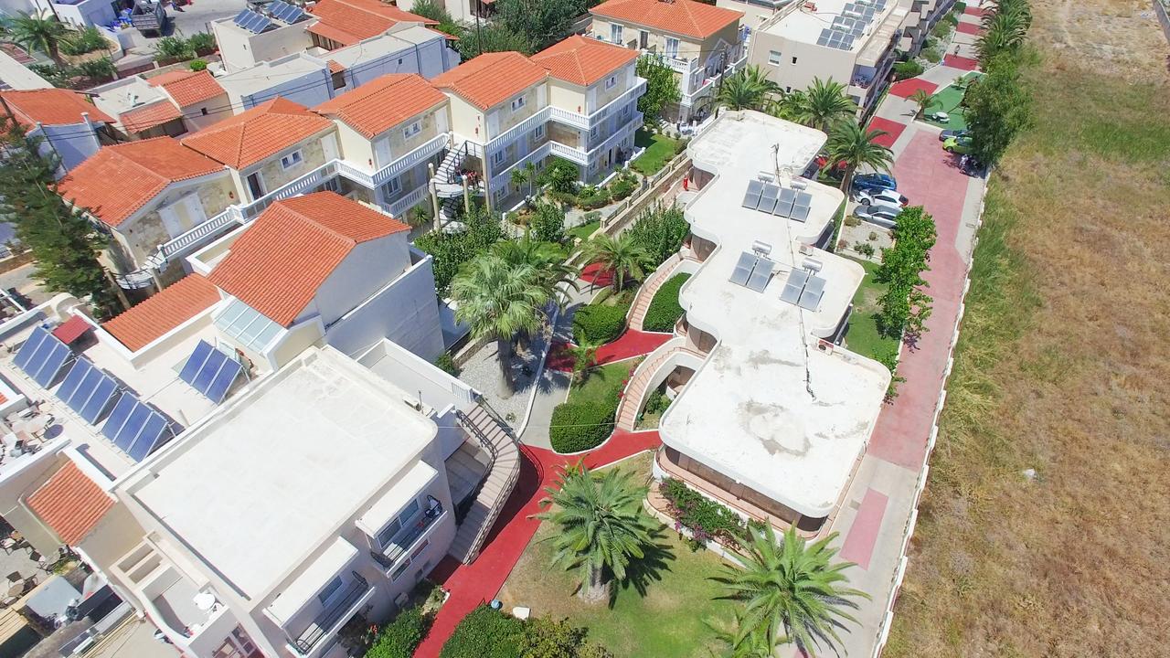 Seafront Aparthotel 3*