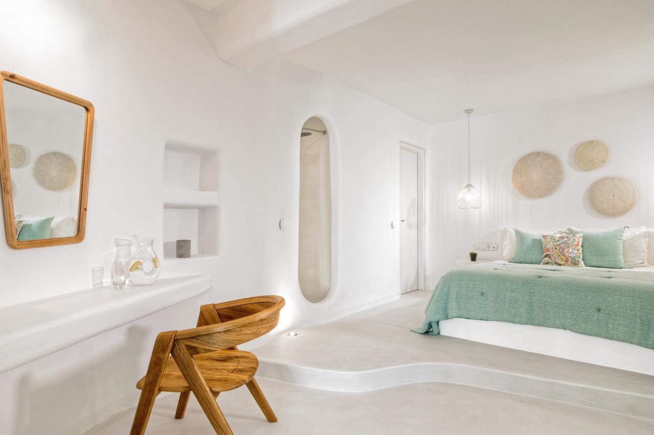 Lilly Residence-all Sea View Suites, Adults Only 5* Naousa (Paros)