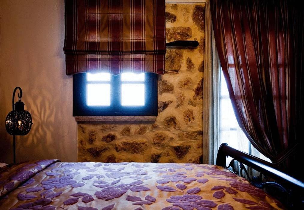 Aiolides Traditional Homes *