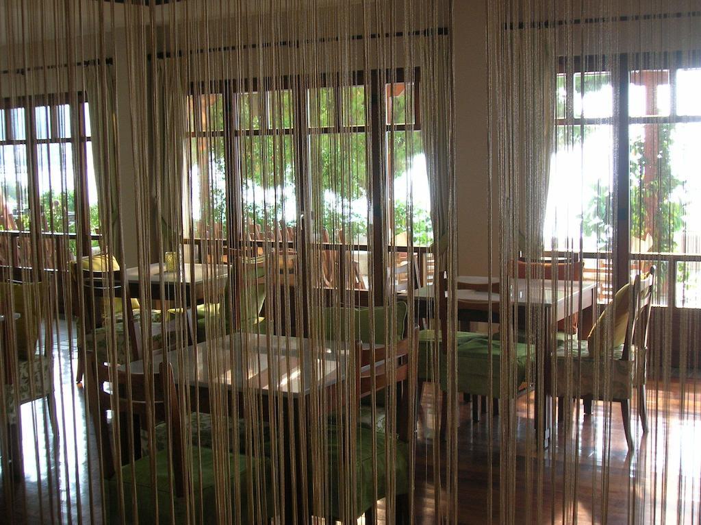 Hotel Golden View