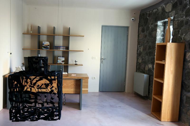 Hotel Santorini North Pyrgos Kallistis