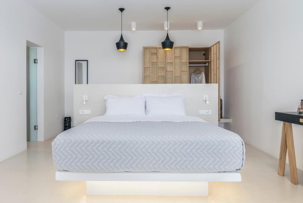 Psaravolada Milos 3* Agia Kiriaki Beach (Milos)
