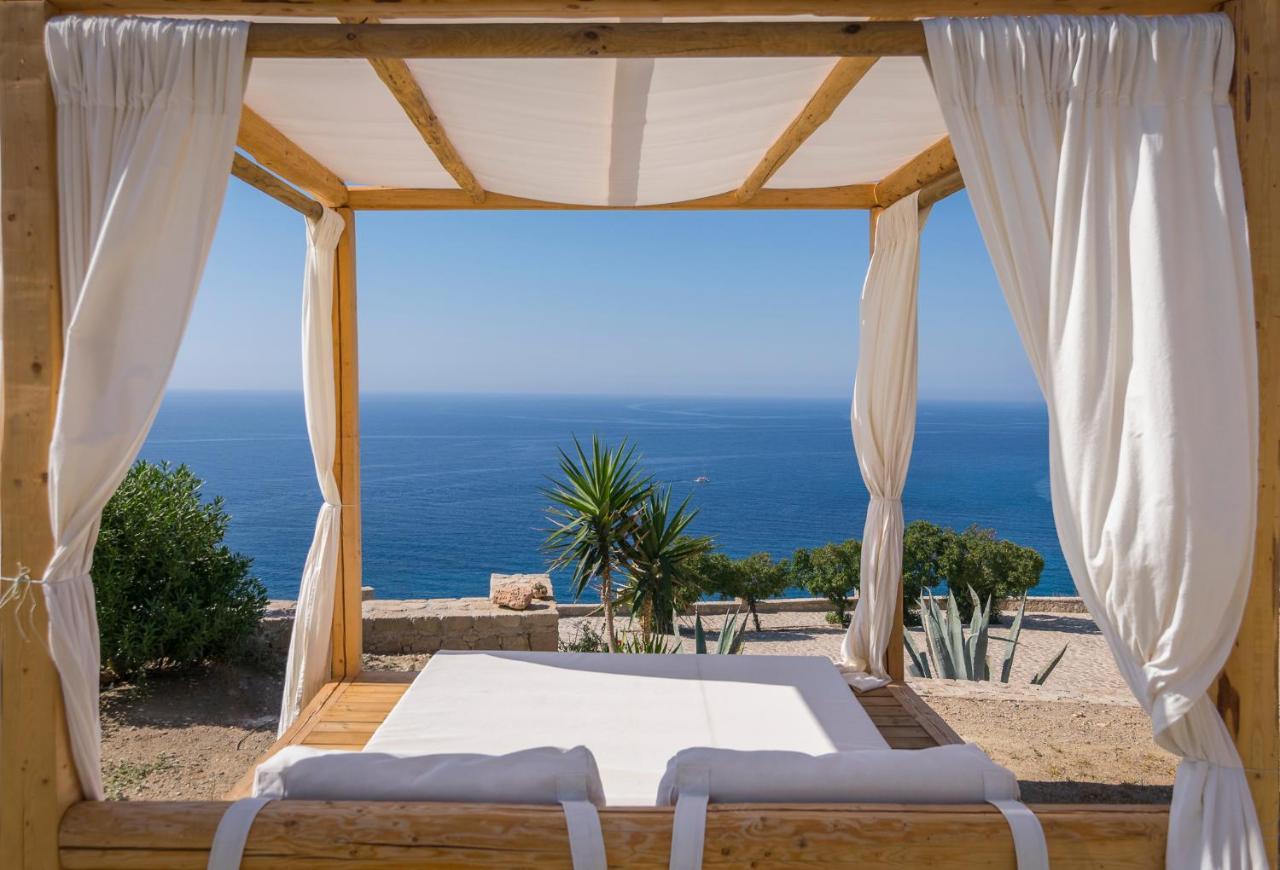 Hotel Psaravolada Milos