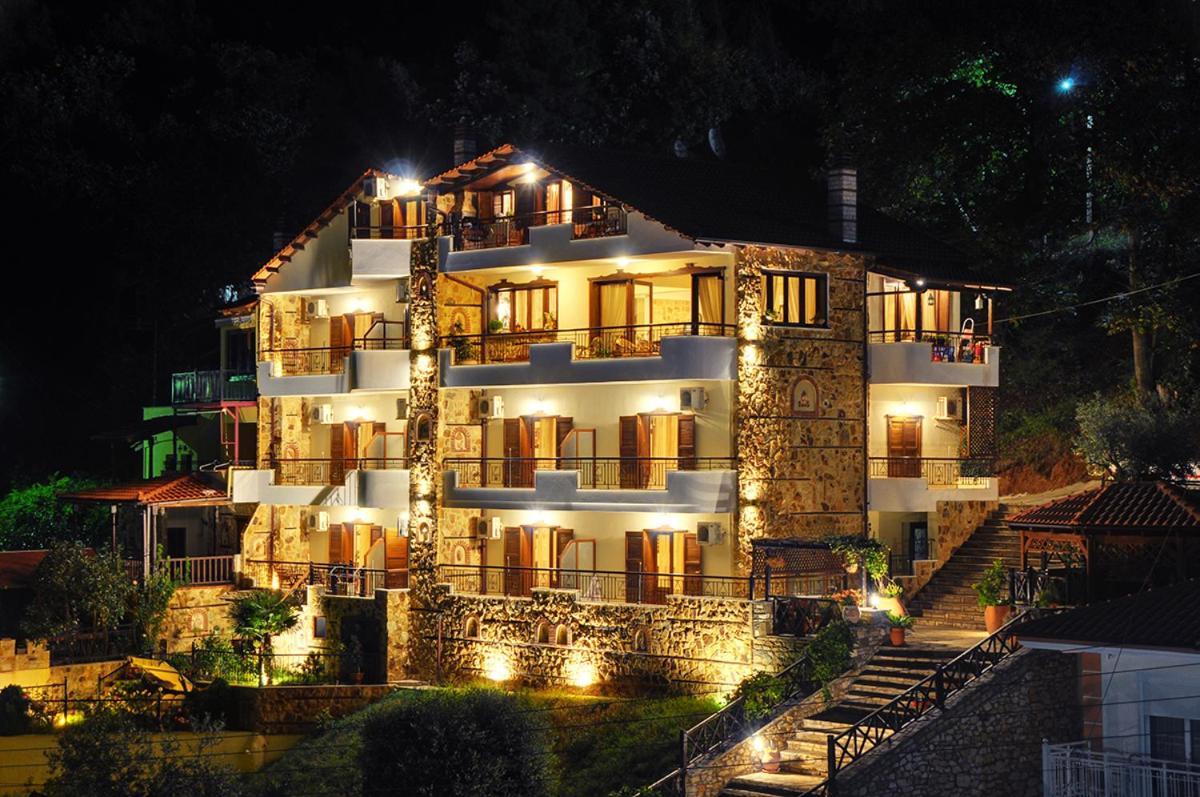 Hera Aparthotel